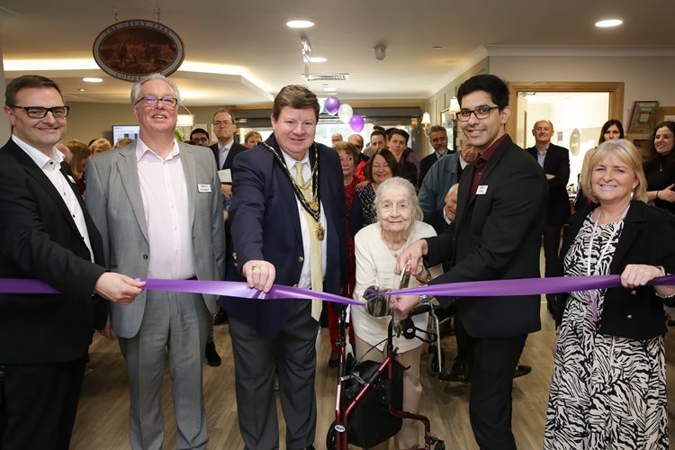 Mayor officially opens Mountbatten Grange